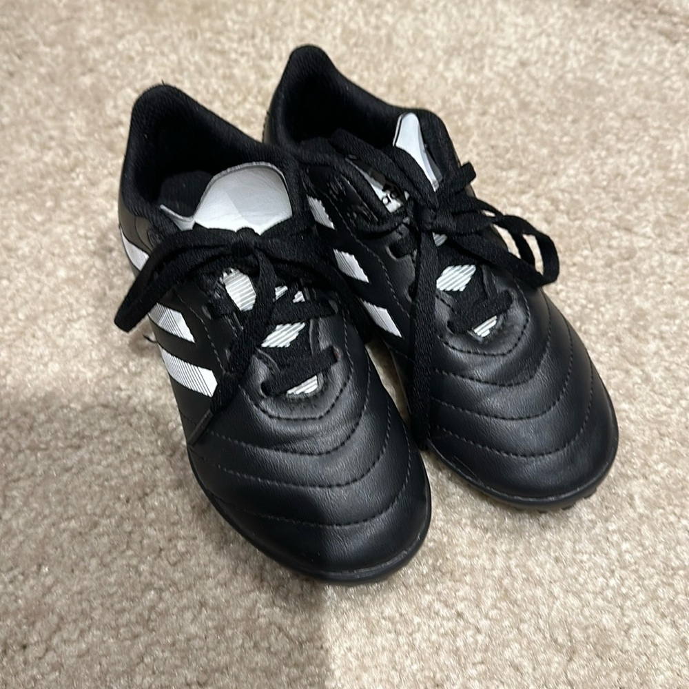 Adidas Goletto Turf soccer shoe